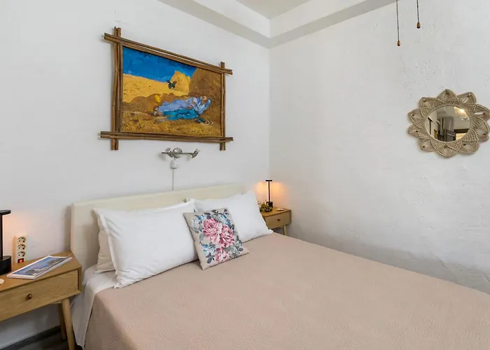 Aegean View - Seaside Apartment In Syros